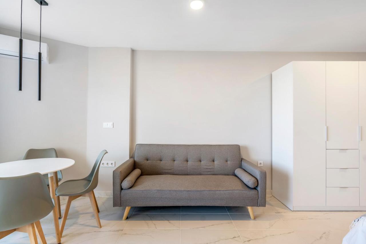 Modern Studio Apartment With Sea Views 5 Min From The Beach Sitio de Calahonda Dış mekan fotoğraf